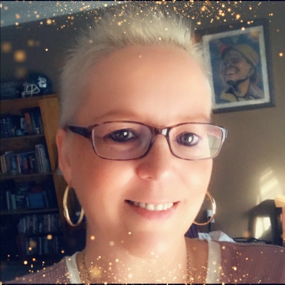 I’m Angela 🎀BREAST 🎀CANCER 🎀WARRIOR - Picture 3 of 8